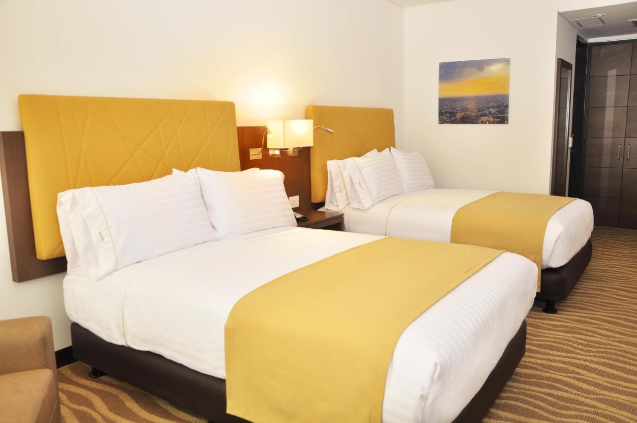 Holiday Inn Express & Suites Bogota Zona Financiera By Ihg Exterior photo