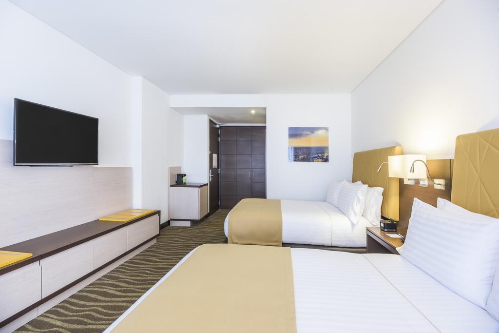 Holiday Inn Express & Suites Bogota Zona Financiera By Ihg Exterior photo